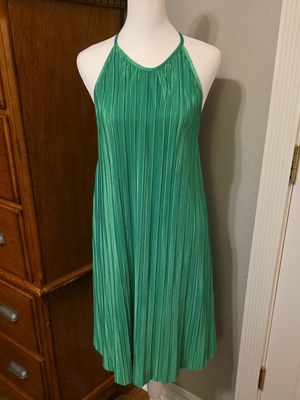 Steve Madden Green Pleated Halter Dress, NWT, Size Large